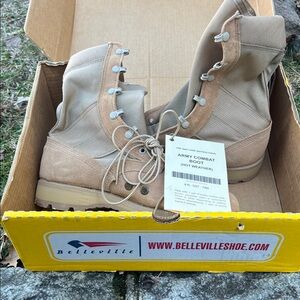 Belleville Men's Tan Combat Boots